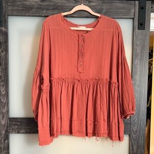 easel Rust Tiered Button-Front Peasant Top